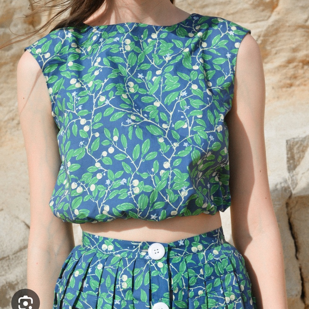 Coco Shop Cinched Top in Dark Blue Limes